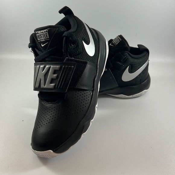 Nike Shoes Youth Nike Team Hustle D8 Dk53 Poshmark